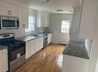 198 Railroad Ave, Belford, NJ 07718