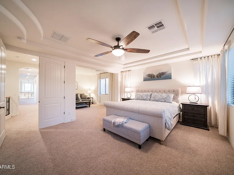 2681 E Hampton Ln — Photo 30