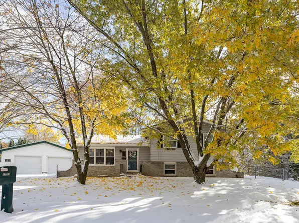 13111 Hobart Ct, Cedar Lake, IN 46303