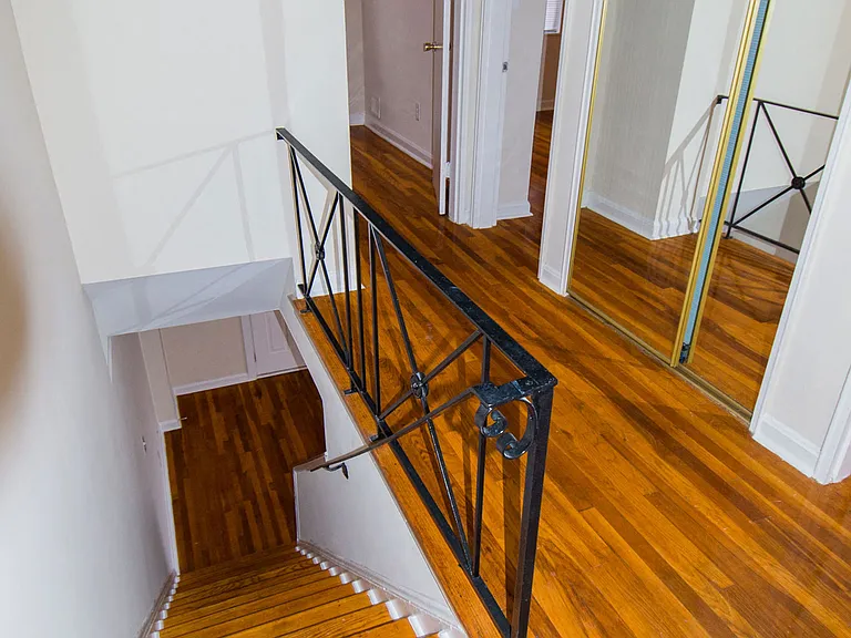 Brookville Townhomes — Photo 104