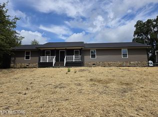 1211 NW Murray Rd, Knoxville, TN 37912