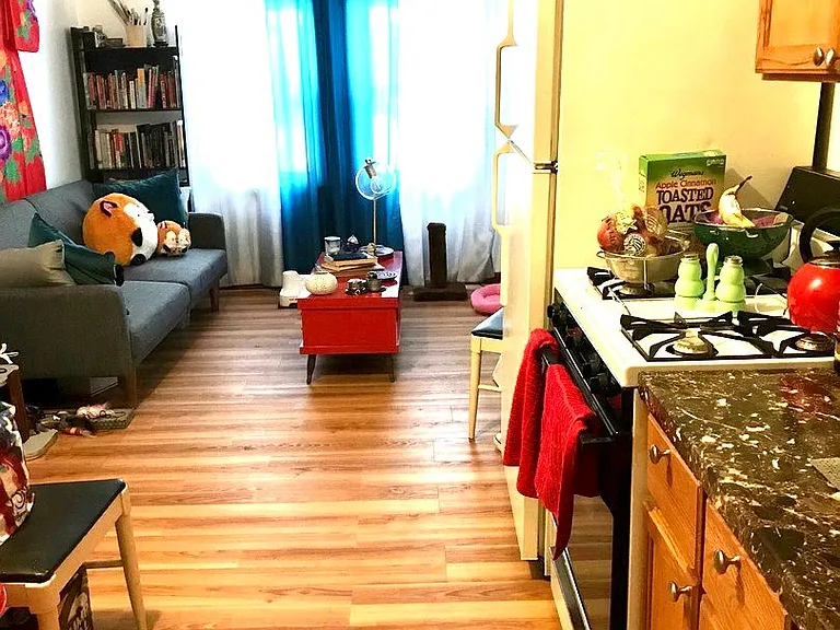 660 Auburn Ave — Photo 5