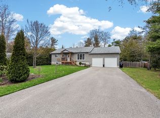 19 Trout Ln, Tiny, ON L9M 0J1