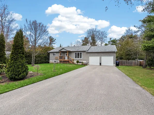 19 Trout Ln, Tiny, ON L9M 0J1