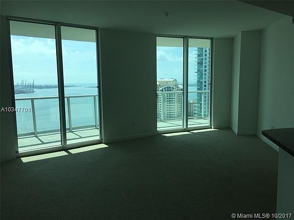 4th image of 300 S Biscayne Blvd #2810