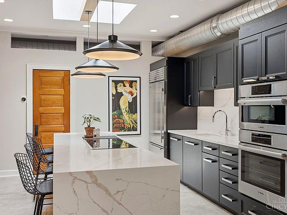 3rd image of 2356 Park Ave Unit 67
