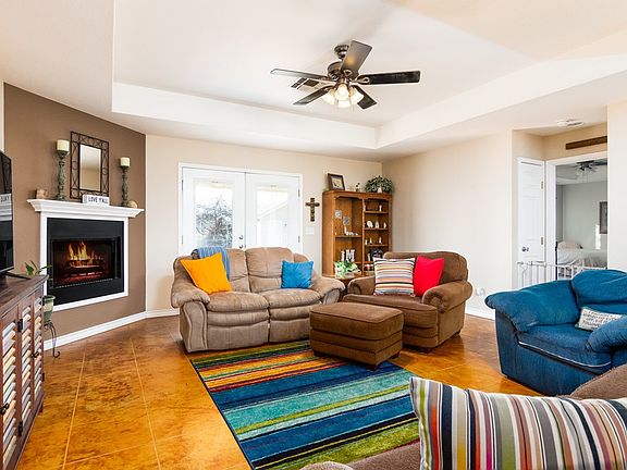 5th image of 229 Green Oaks Loop