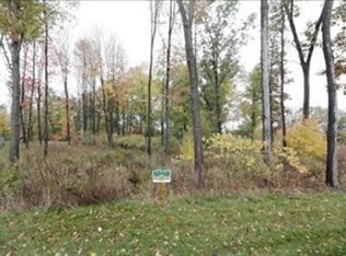 260 Cedar Creek Dr, Battle Creek, MI 49015