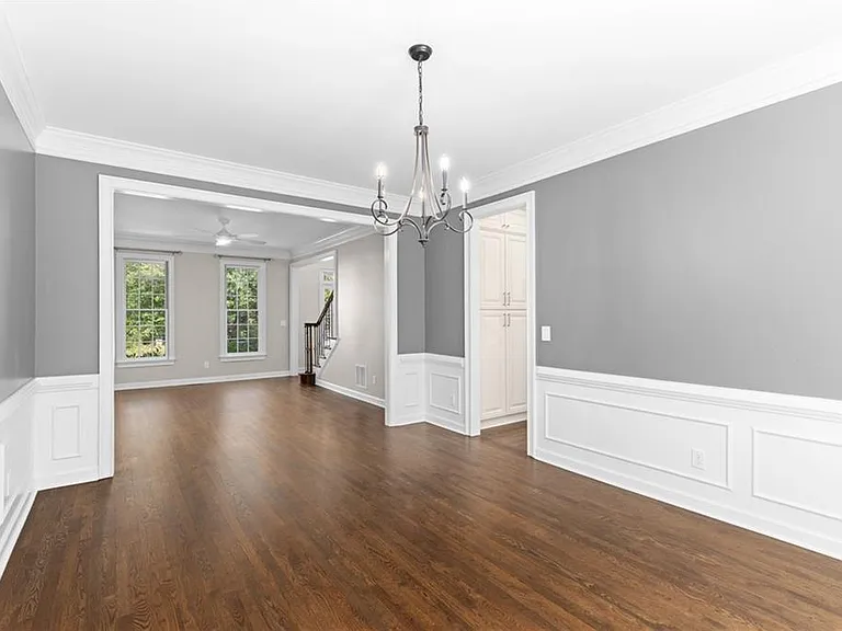 2560 Hamptons Run — Photo 11