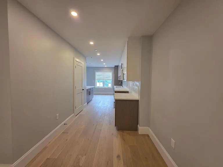 349 Market St #B1 — Photo 21
