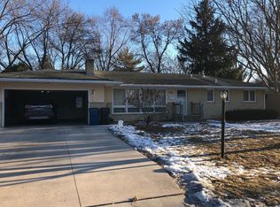 908 Palm Cir, Annandale, MN 55302