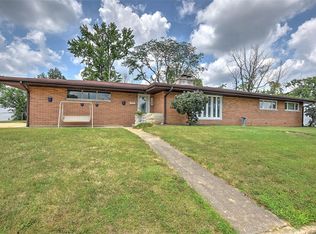 145 Southland Dr, Decatur, IL 62521