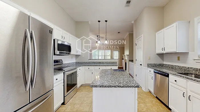 5039 Wolfchase Farms Pkwy — Photo 10
