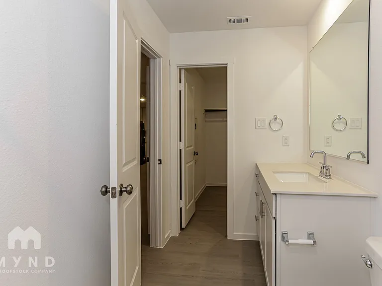 2704 River Knoll Ln — Photo 14