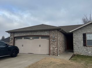 3143 W Sexton St, Springfield, MO 65810