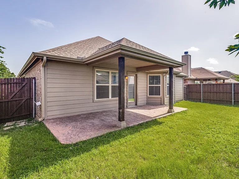 1212 Villa Paloma Blvd — Photo 24