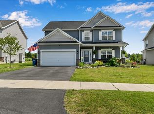 136 Candleford Hts, West Henrietta, NY 14586
