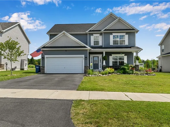 136 Candleford Hts, West Henrietta, NY 14586