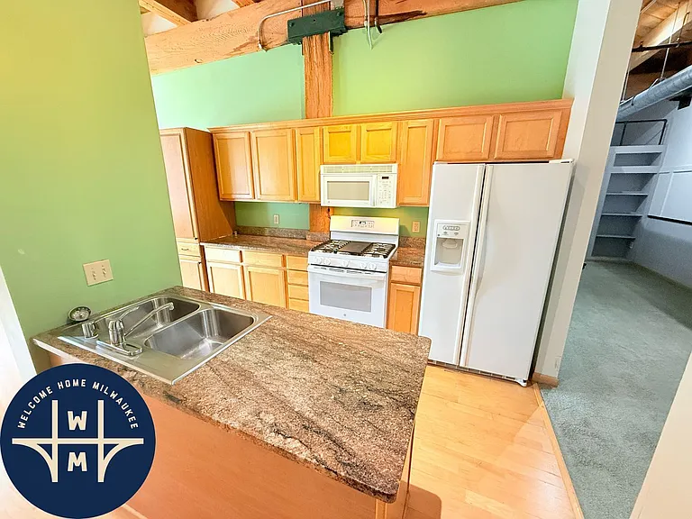 200 S Water St #110 — Photo 2