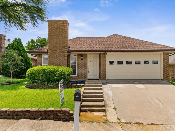 2208 Cedarcrest Dr, Carrollton, TX 75007