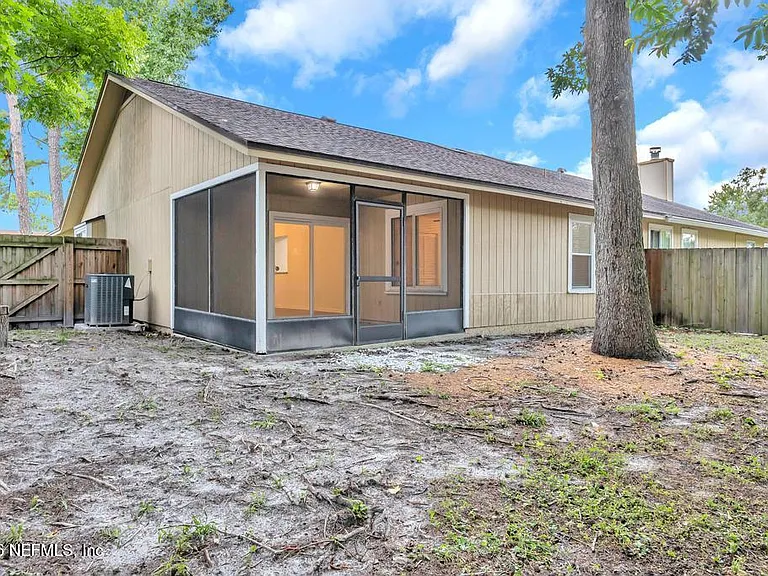 3105 Coral Reef Dr — Photo 33