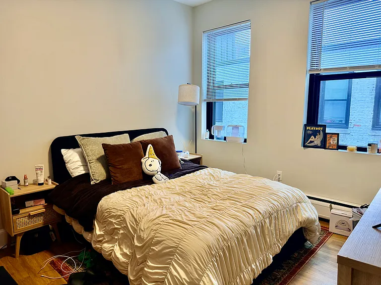 829-833 Beacon St #504 — Photo 2