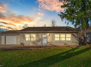 12376 Harmony Dr, Grafton, OH 44044