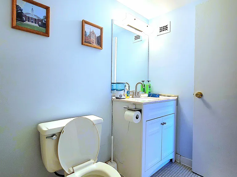 1 E University Pkwy #1408 — Photo 21