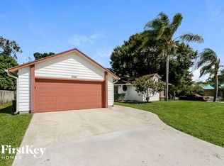 1401 SW Sudder Ave, Pt Saint Lucie, FL 34953