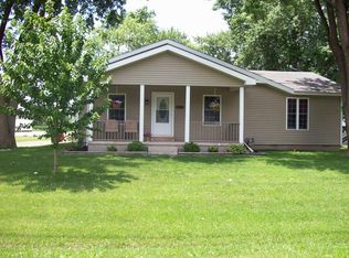 2575 S 70th St, Decatur, IL 62521