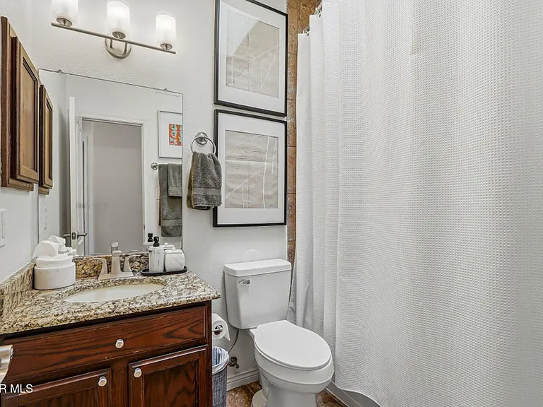 7417 Gulf Creek Dr — Photo 25