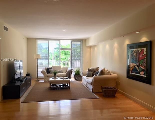 1st image of 765 Crandon Blvd APT 110