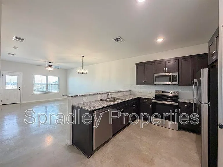 303A Juniper Dr — Photo 7