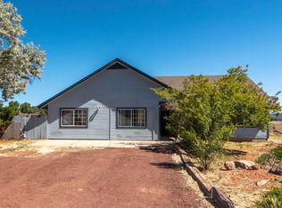 7095 Yancey Ln, Flagstaff, AZ 86004