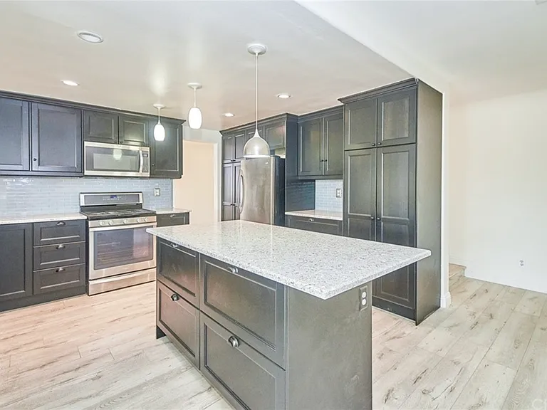 530 Cameron Crest Dr — Photo 11