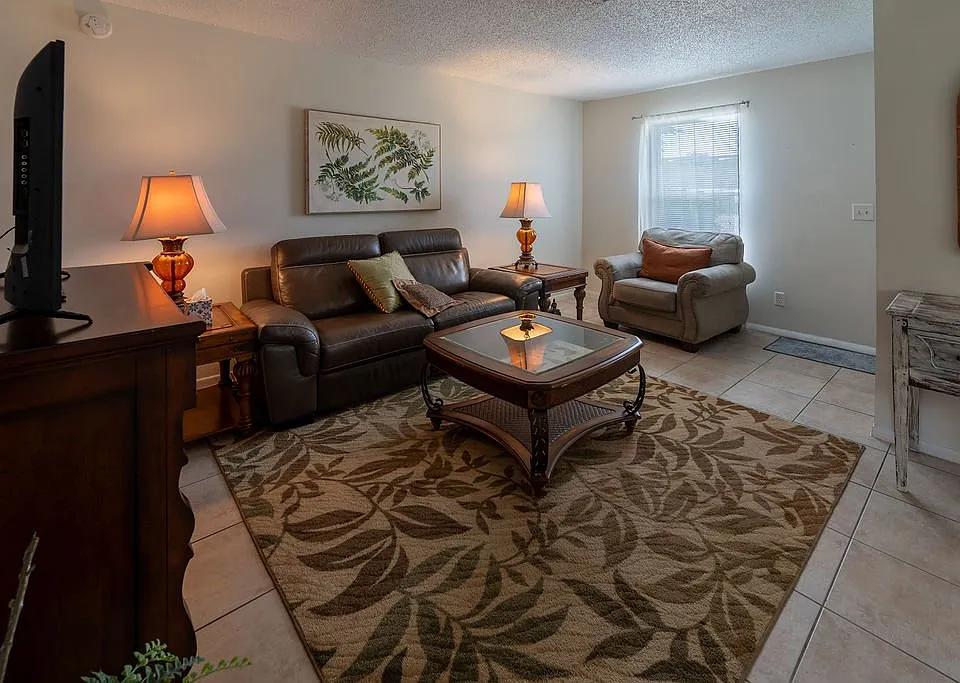 8615-8619 8623/lyons Road Lyons Rd #8615