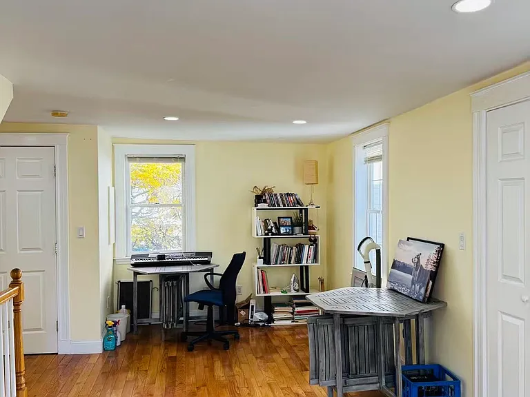 203 Clark St #203 — Photo 32