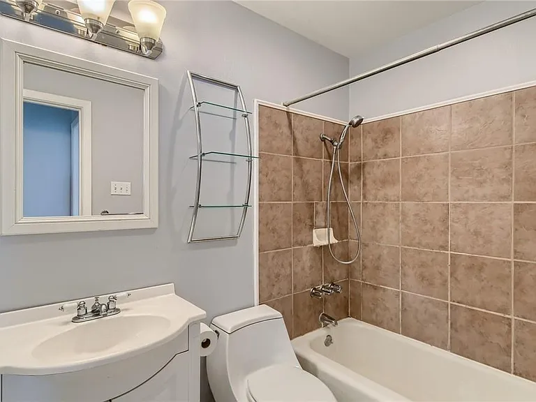 6803 Esther Dr — Photo 11