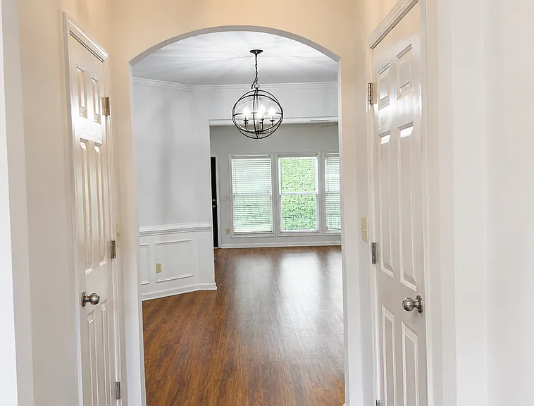 4922 Sherwood Way — Photo 10
