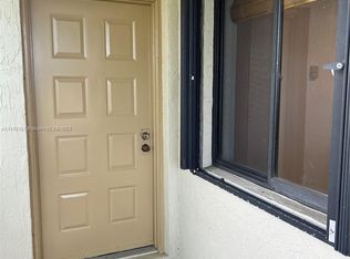 436 Lakeview Dr APT 106, Weston, FL 33326