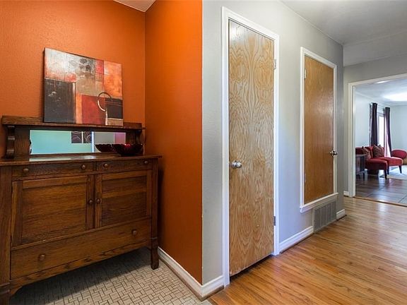 4th image of 2331 Saint Francis Ave