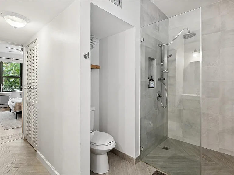 3143 Virginia St #3 — Photo 18