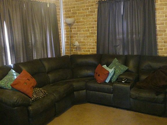 3rd image of 2701 Masterson Ave