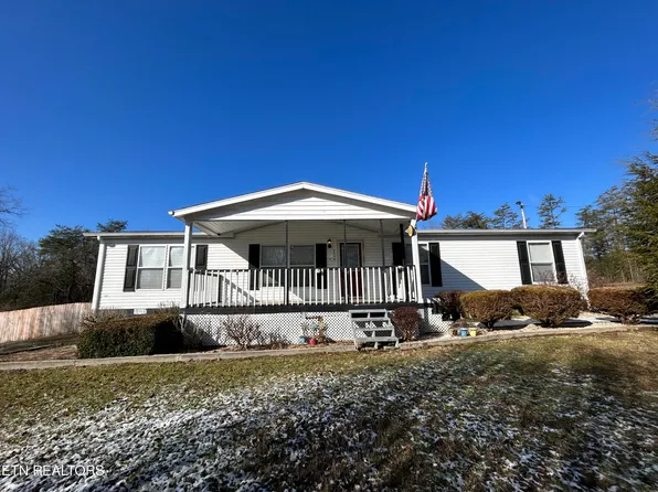 2246 Pine Mountain Rd, La Follette, TN 37766