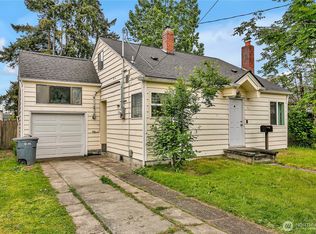 711 5th St SW, Puyallup, WA 98371