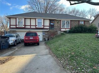 1000 SW 19th St, Blue Springs, MO 64015