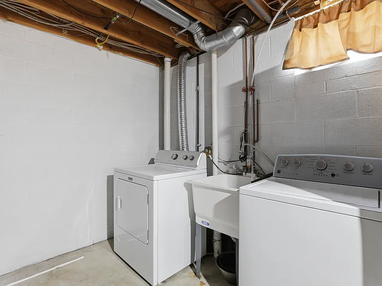 107 Hacker St — Photo 21