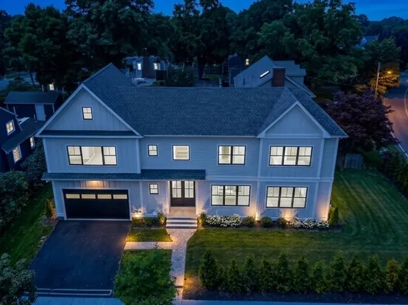 9 Morseland Ave, Newton Center, MA 02459