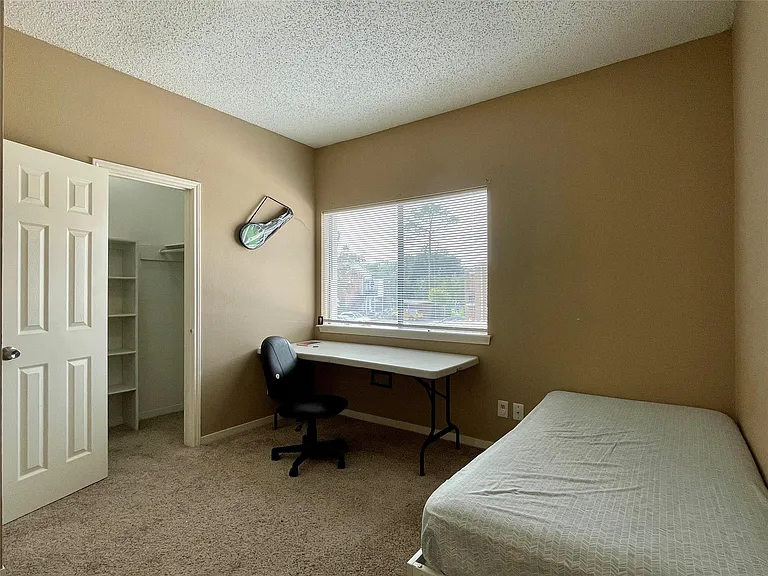 10130 Waterstone Dr — Photo 5
