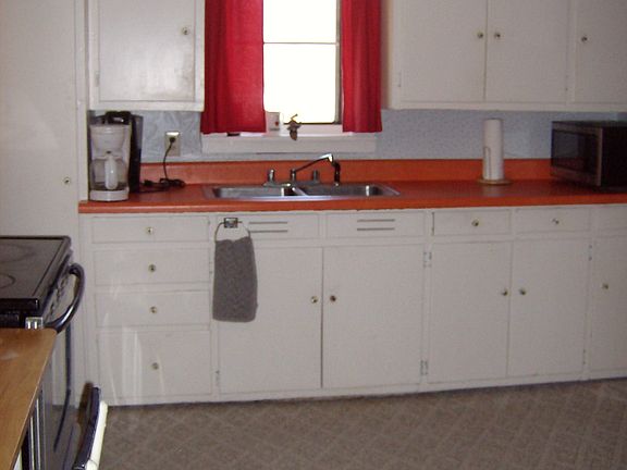 3rd image of 525 2nd St